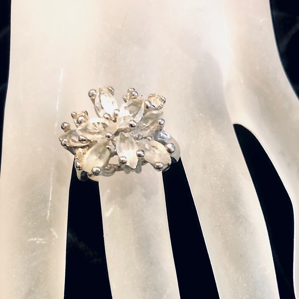 Women’s ring